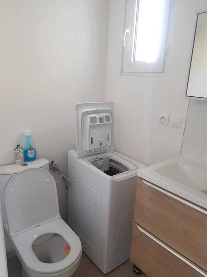شقة Dependance 29M2 Climatisee سان جيل المظهر الخارجي الصورة